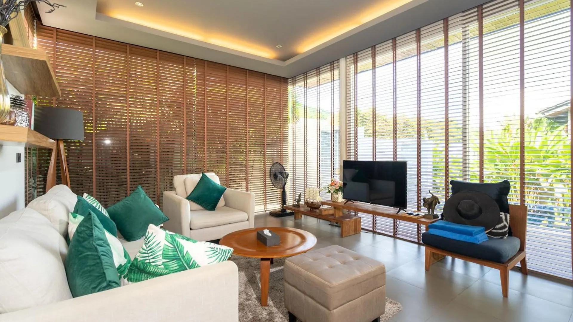 Sunpao Pool Villa By Hcr Layan Beach